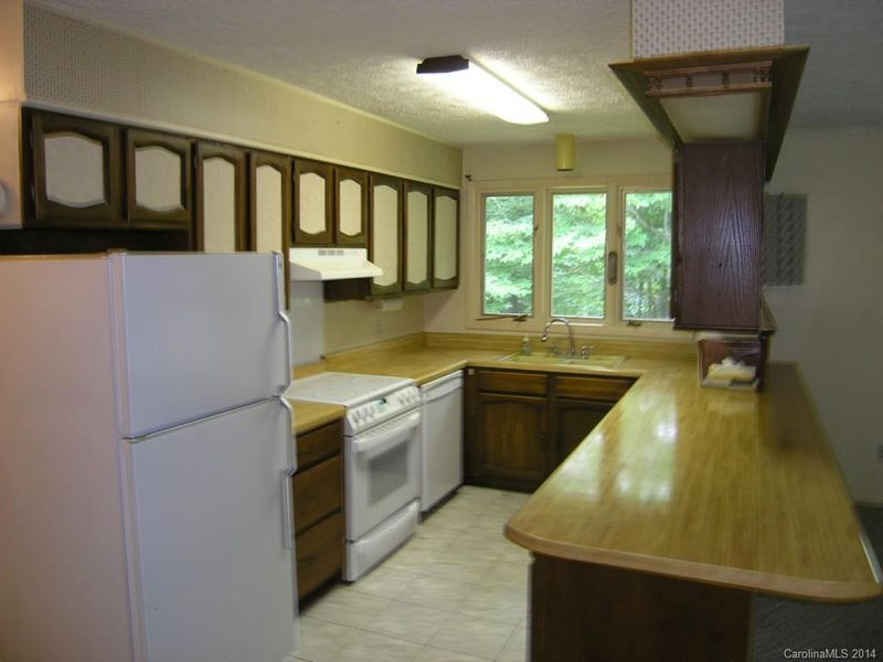 5718 Davis Rd, Waxhaw, NC 28173