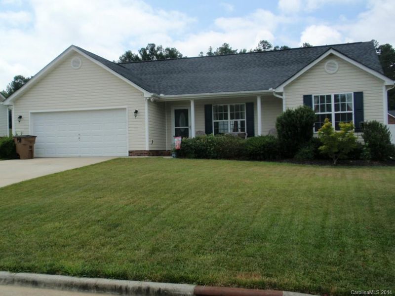 2011 Stepping Stone Ln, Monroe, NC 28110