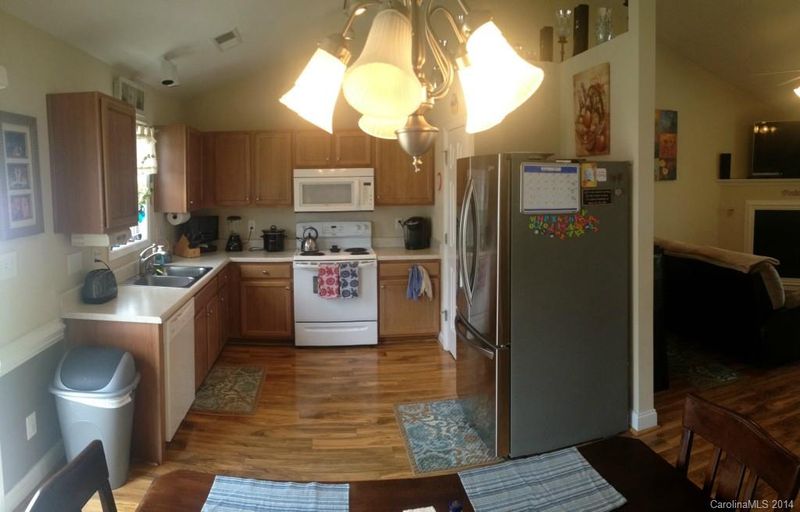 2011 Stepping Stone Ln, Monroe, NC 28110