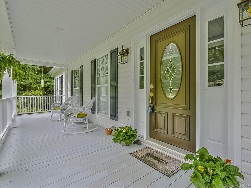 6718 Lowesville Ln, Stanley, NC 28164