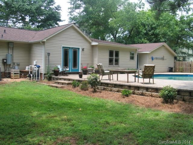 1313 South Point Rd, Belmont, NC 28012