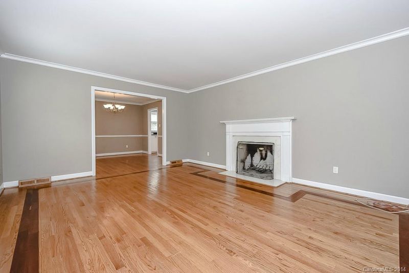 3324 Mountainbrook Rd, Charlotte, NC 28210