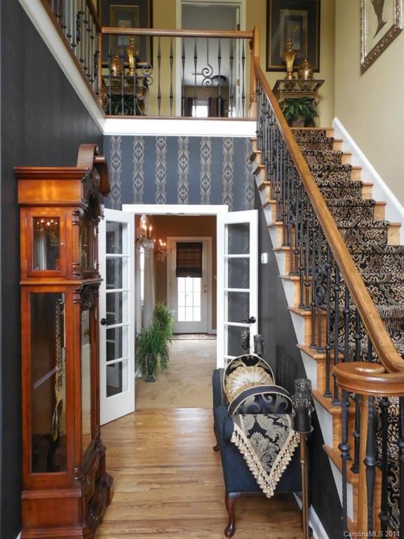 962 NE 38th Ave, Hickory, NC 28601