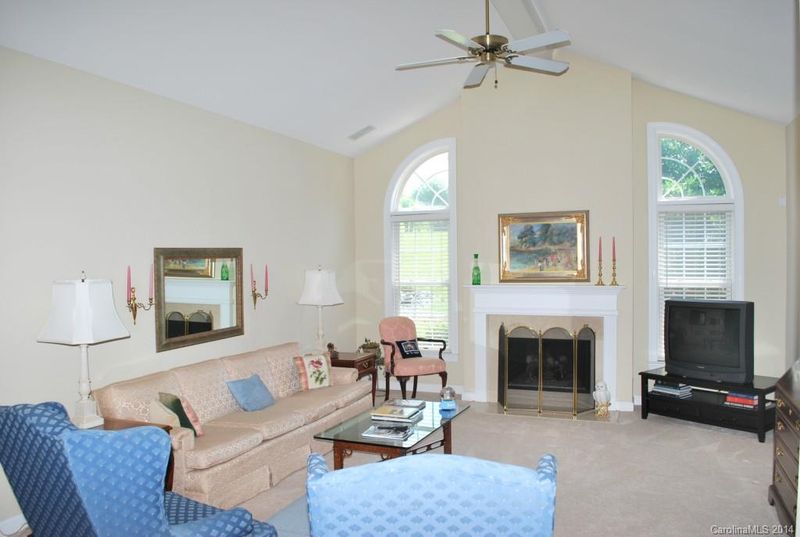 9823 Willow Bark Ct #9823, Charlotte, NC 28210