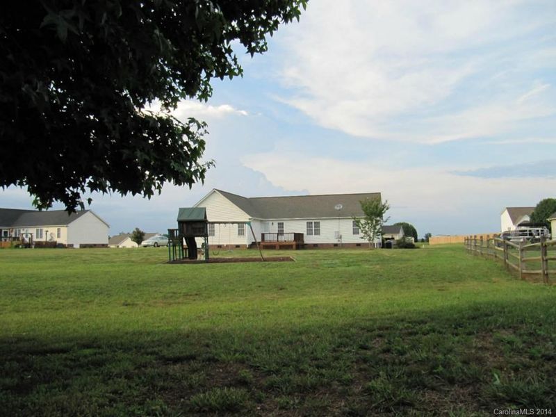 5223 Doe Meadow Ct, Crouse, NC 28033