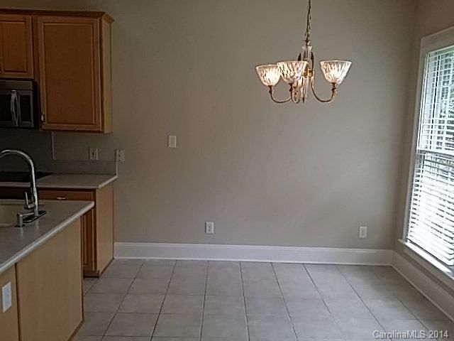 2569 Penngate Dr, Sherrills Ford, NC 28673