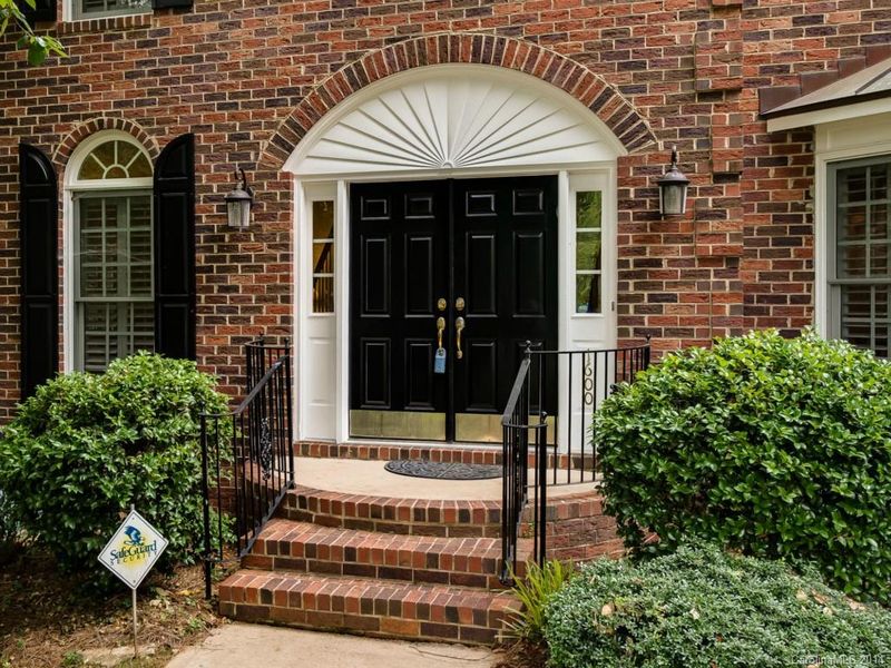 1600 Gupton Ct, Matthews, NC 28105