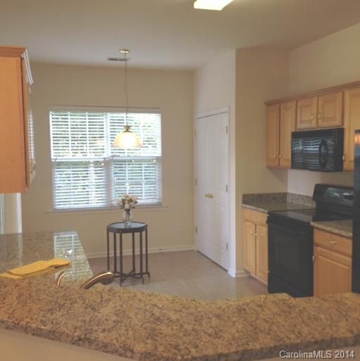 18711 Victoria Bay Dr, Cornelius, NC 28031