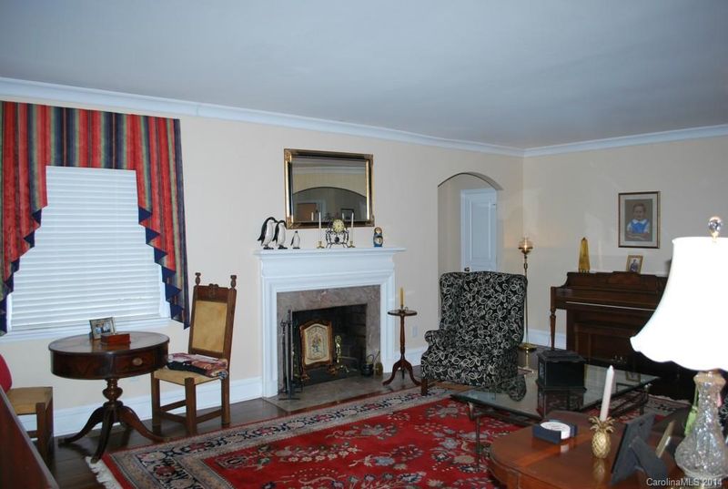 2204 Kenmore Ave, Charlotte, NC 28204