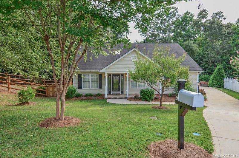 4708 Bancroft Pl, Waxhaw, NC 28173