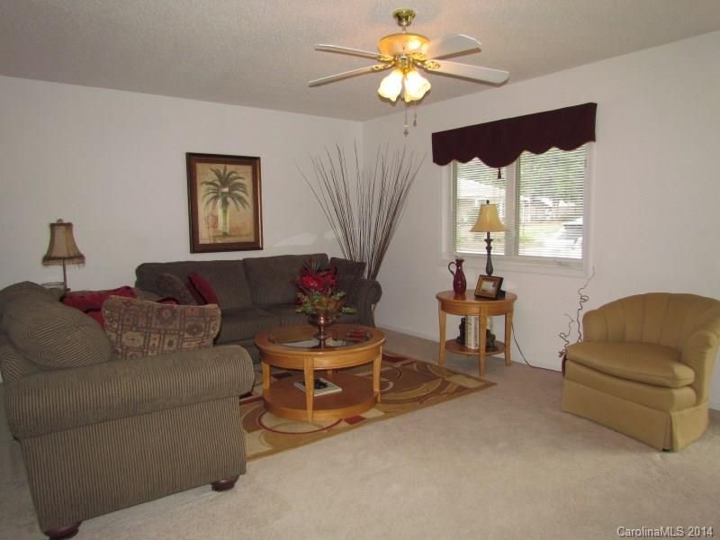 505 NE 2nd Street Pl #D-4, Conover, NC 28613