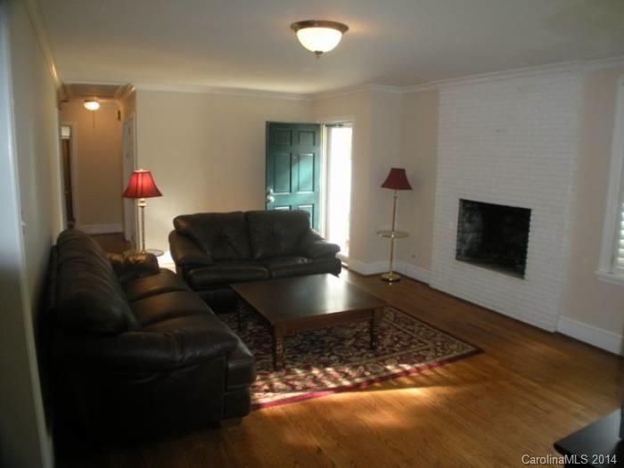 4225 Darwin Cir, Charlotte, NC 28209