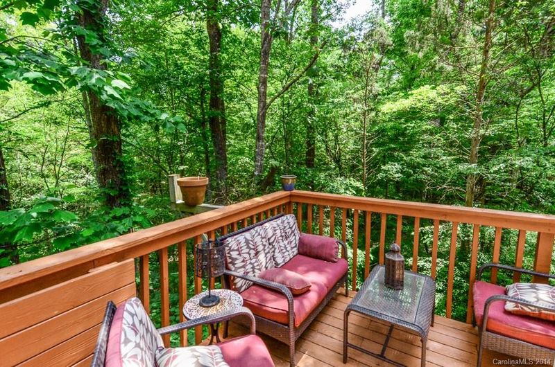 232 Millwood Ln, Charlotte, NC 28270
