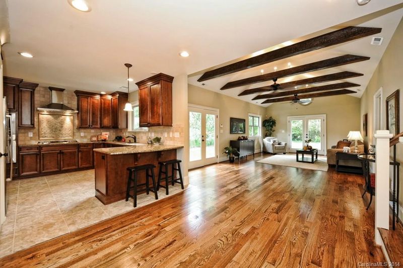 3827 Park Rd, Charlotte, NC 28209