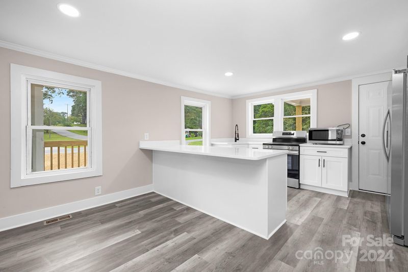 222 E Boston Ave, Bessemer City, NC 28016