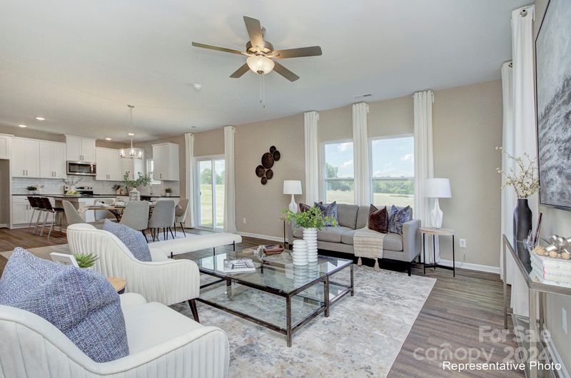 253 Robinson Clemmer Rd, Dallas, NC 28034