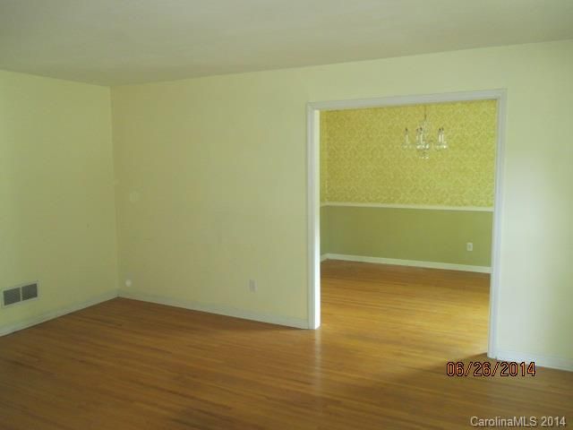 3329 Denson Pl, Charlotte, NC 28215