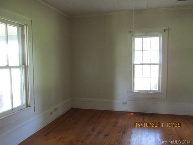595 Lippard Farm Rd, Statesville, NC 28625