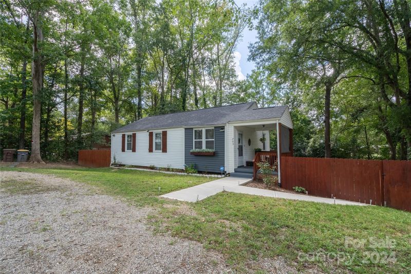 703 Evelyn Ave, Kannapolis, NC 28083