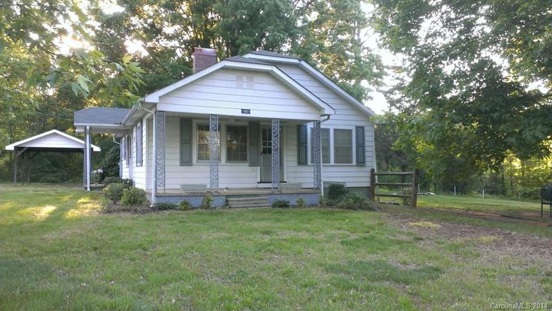 1001 Miles Rd, Dallas, NC 28034