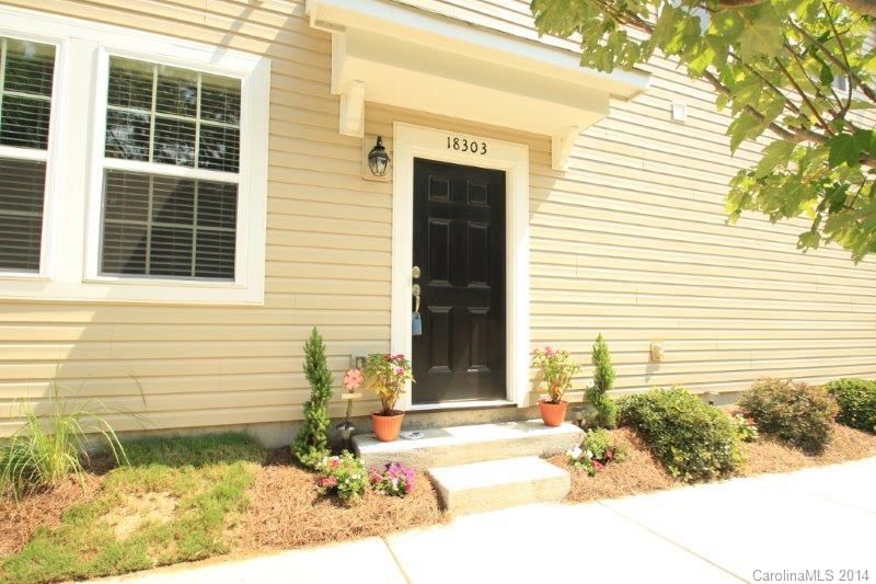 18303 The Commons Blvd #3404, Cornelius, NC 28031
