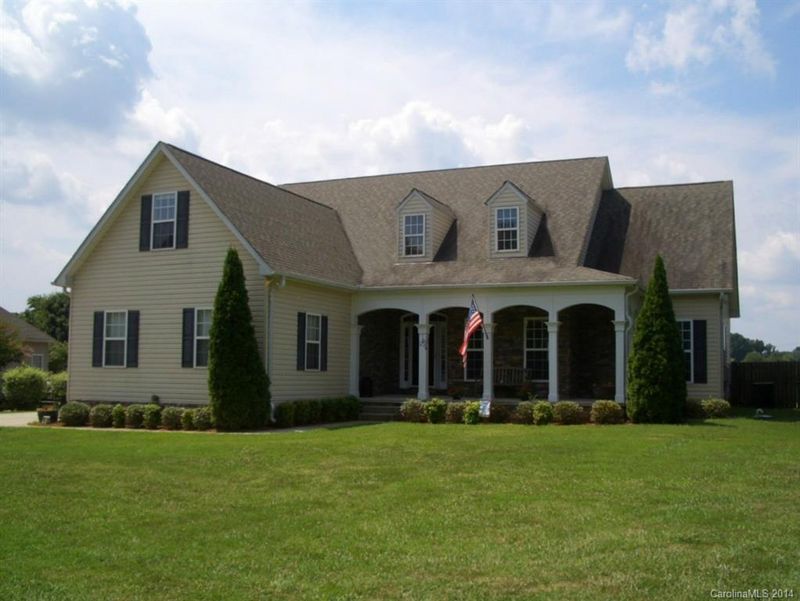 8290 Unity Church Rd, Denver, NC 28037