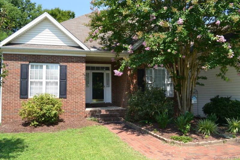 6200 Old Corral St, Charlotte, NC 28277