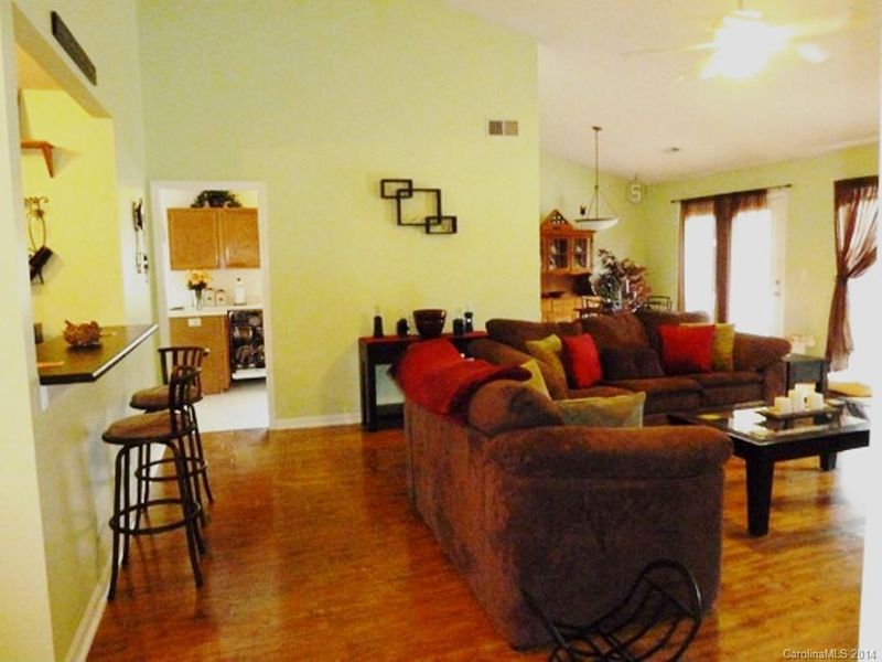 13610 Capworth Ln, Charlotte, NC 28273