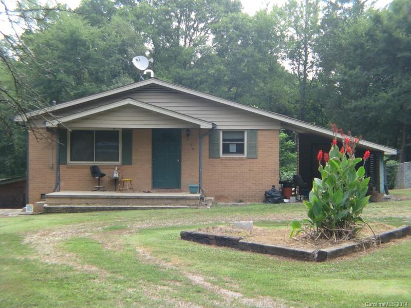 454 Central Dr, Concord, NC 28027