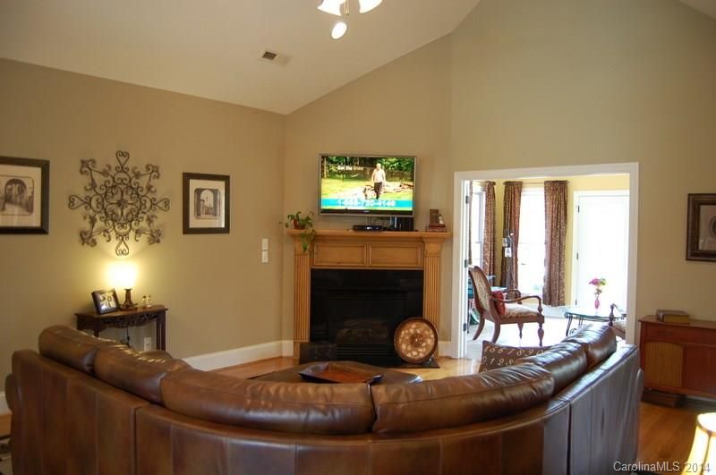 9020 Heather Tc, Gastonia, NC 28056