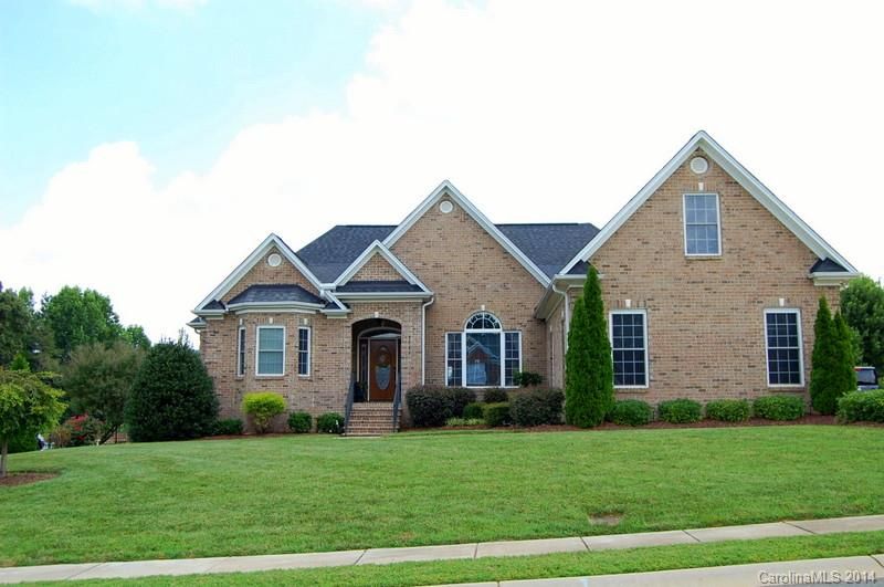 9020 Heather Tc, Gastonia, NC 28056