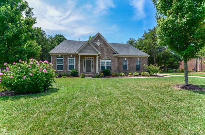 7832 Harbor Master Ct, Denver, NC 28037