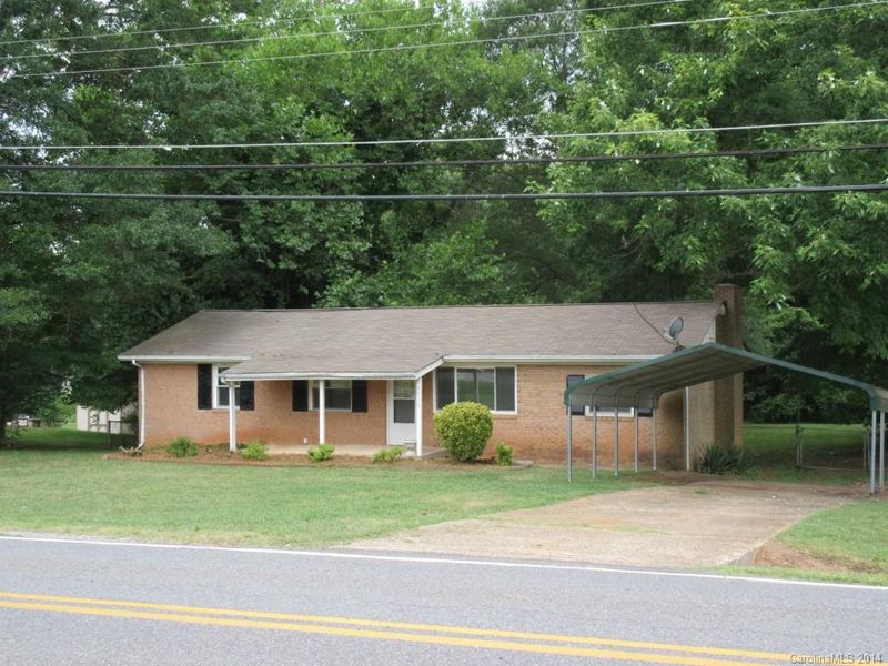 3919 Little Mountain Rd, Gastonia, NC 28056