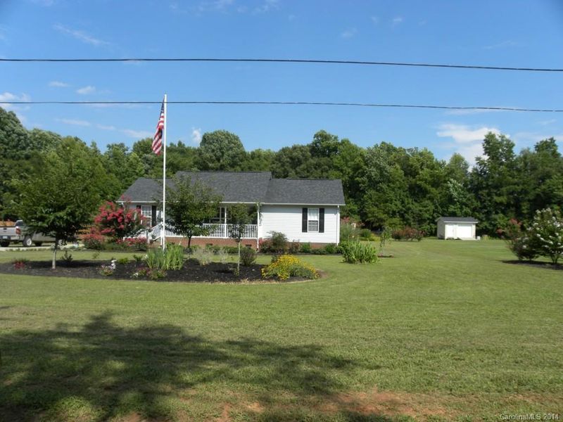 2276 Southbend Rd, Clover, SC 29710