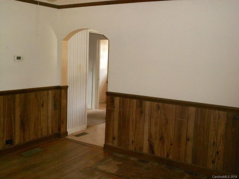 323 E 20th St E, Kannapolis, NC 28083