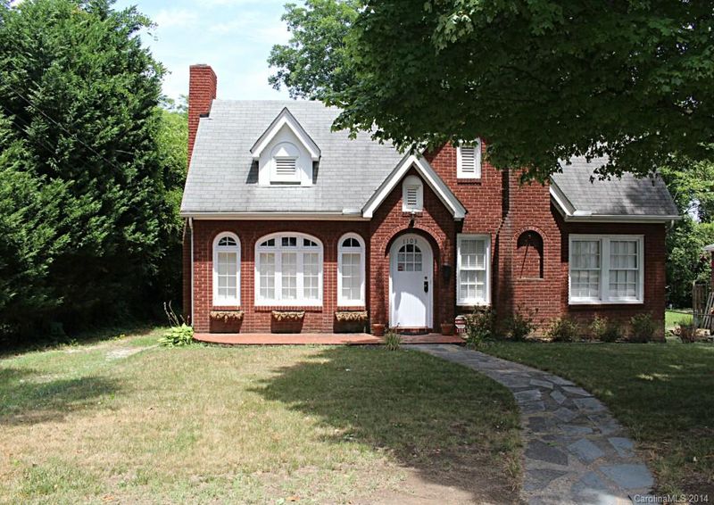 1103 Lee Ave, Kannapolis, NC 28081