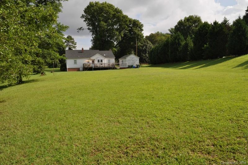 303 Mcadenville Rd, Belmont, NC 28012