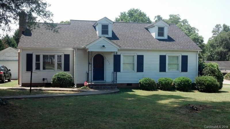 303 Mcadenville Rd, Belmont, NC 28012