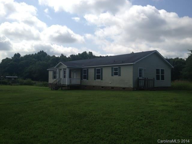 989 Rippling Brook Rd, Chester, SC 29706