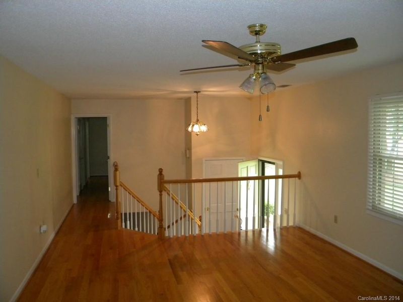 2160 Sheffield Dr, Kannapolis, NC 28083