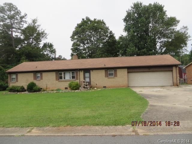 7036 Delisa Dr, Charlotte, NC 28214
