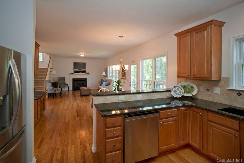 612 Grouse Ct, Clover, SC 29710