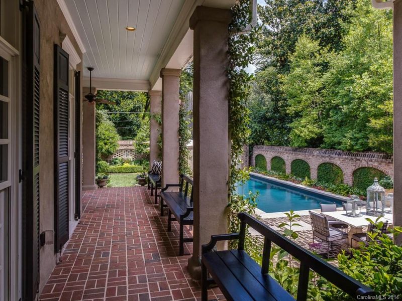 267 Hempstead Pl, Charlotte, NC 28207