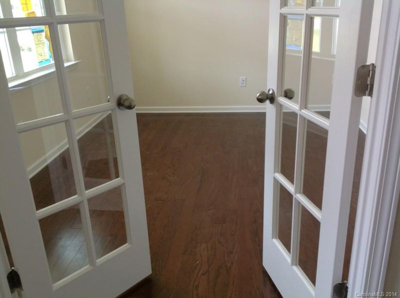 2812 Gilbraltar St #246, Davidson, NC 28036