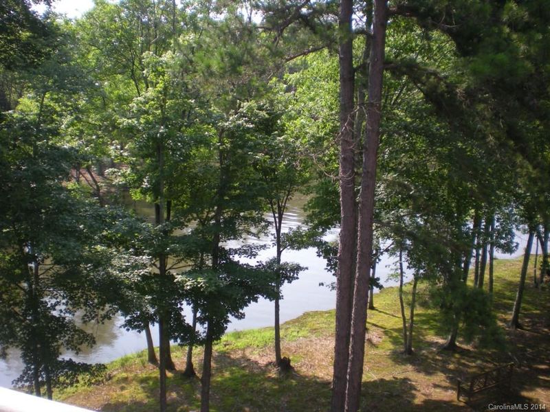 793 Peninsula Dr #793, Davidson, NC 28036