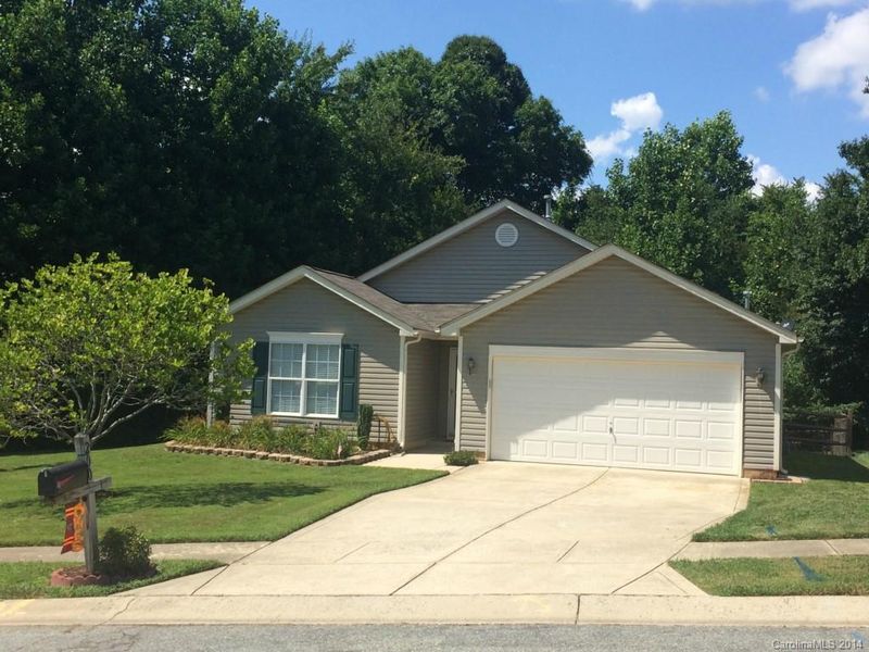 200 Markham Dr, Mooresville, NC 28115