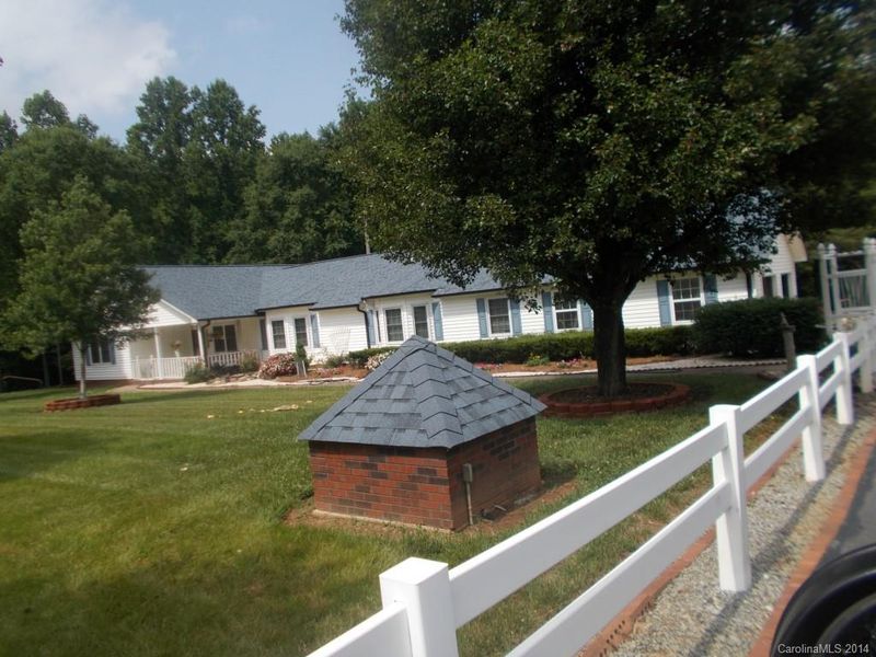 332 Upper Stanley Rd, Stanley, NC 28164