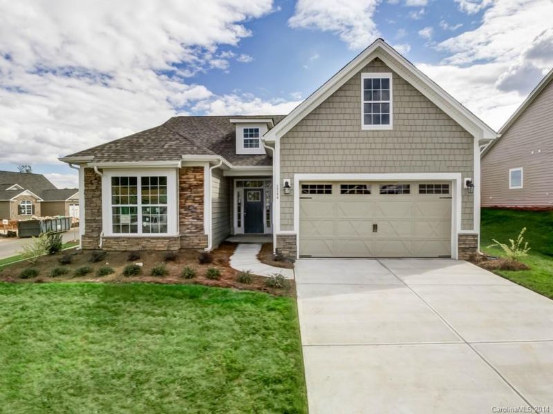 3744 Salvistrin St, Charlotte, NC 28214