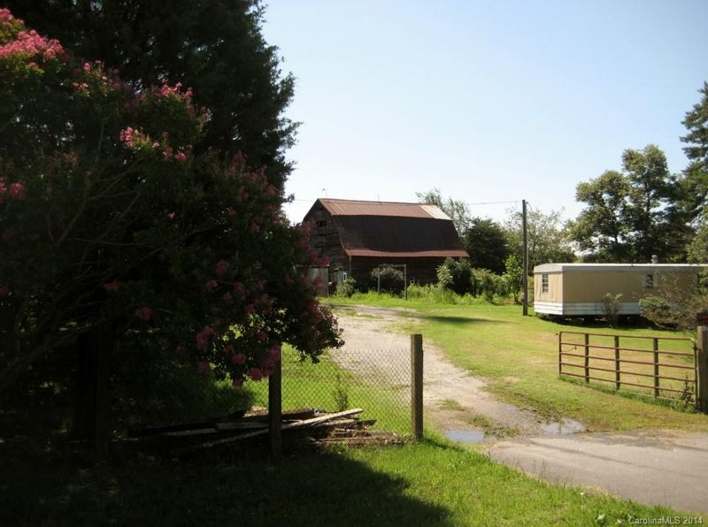 835 Brawley School Rd, Mooresville, NC 28117