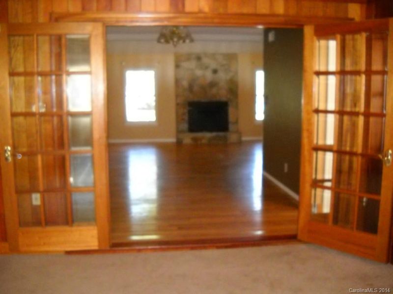 11405 Park Rd, Charlotte, NC 28226